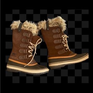 ***BUY NOW FOR NEXT TEAR*** Womens Sorel Joan of Arctic Suede Boots Size 9.5